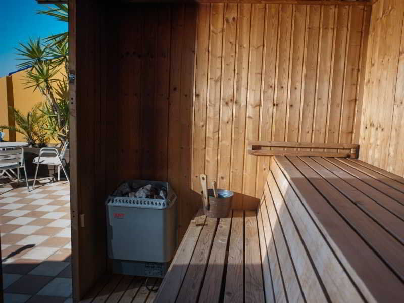 ホテル ラ チャンクラ マラガ エクステリア 写真
